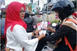 Sarinah PDIP Tebar Bunga Kartini di 5 Dapil 