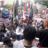Tolak Cevron, Ratusan Massa Gempur Unjuk Rasa