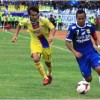 Laga Persib Bandung dengan Arema Malang.
