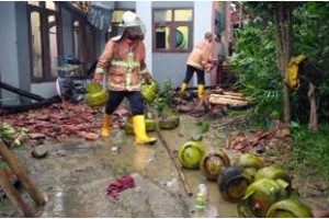 Rumah penjual gas melon terbakar