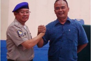 Enjang Mulyana (kiri), Endang Rahmat (kanan)