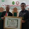 Ketua PN Kuningan berfoto bersama usai penandatanganan kerjasama.