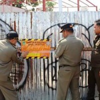 Bangunan Dikawasan Bundaran Cijoho Disegel