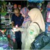 Toko mainan anak-anak di kawasan Jalaksana.