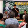 Anggota DPRD Jabar, Engkos Kosasih sat reses di Desa Cibinuang.